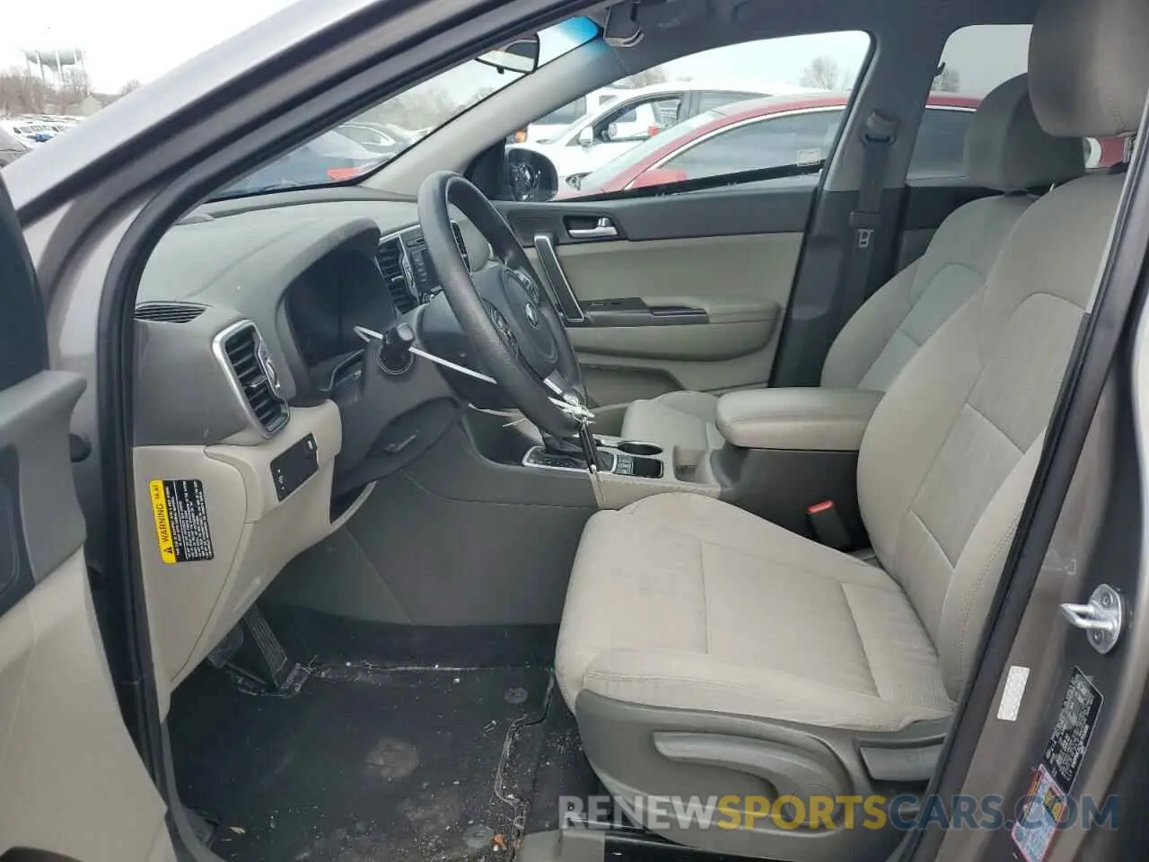 7 Photograph of a damaged car KNDPMCAC5K7553086 KIA SPORTAGE 2019