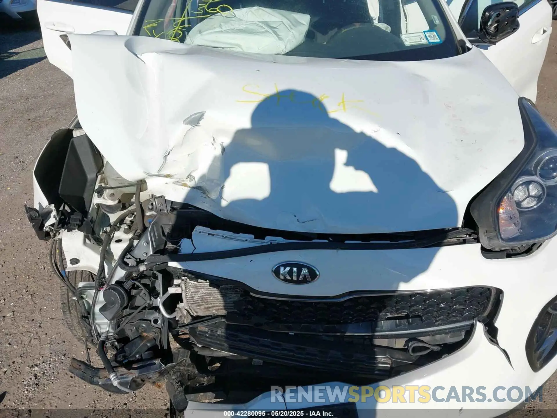 10 Photograph of a damaged car KNDPMCAC5K7608992 KIA SPORTAGE 2019