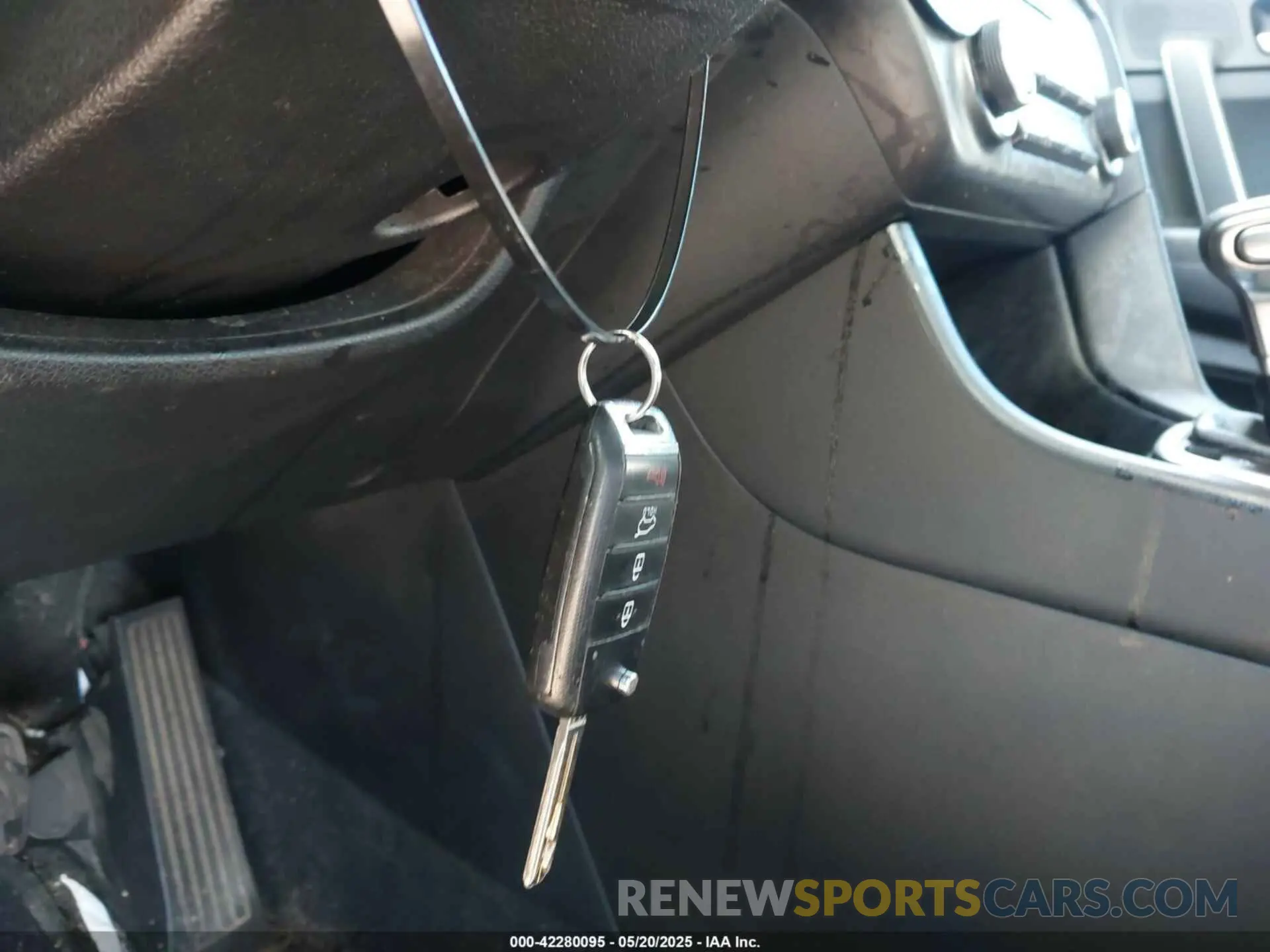 11 Photograph of a damaged car KNDPMCAC5K7608992 KIA SPORTAGE 2019