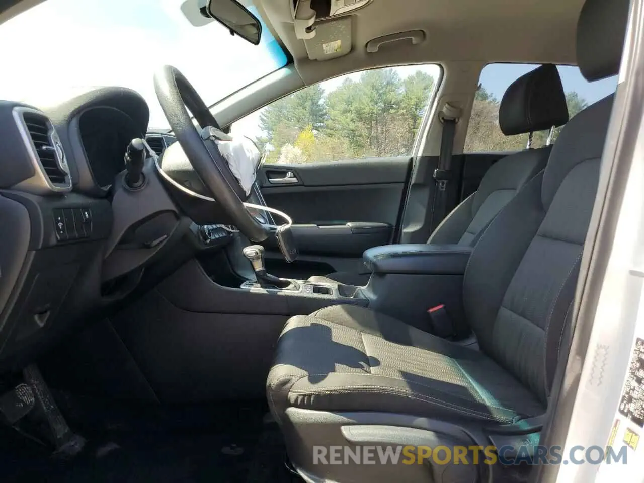 7 Photograph of a damaged car KNDPMCAC6K7498535 KIA SPORTAGE 2019