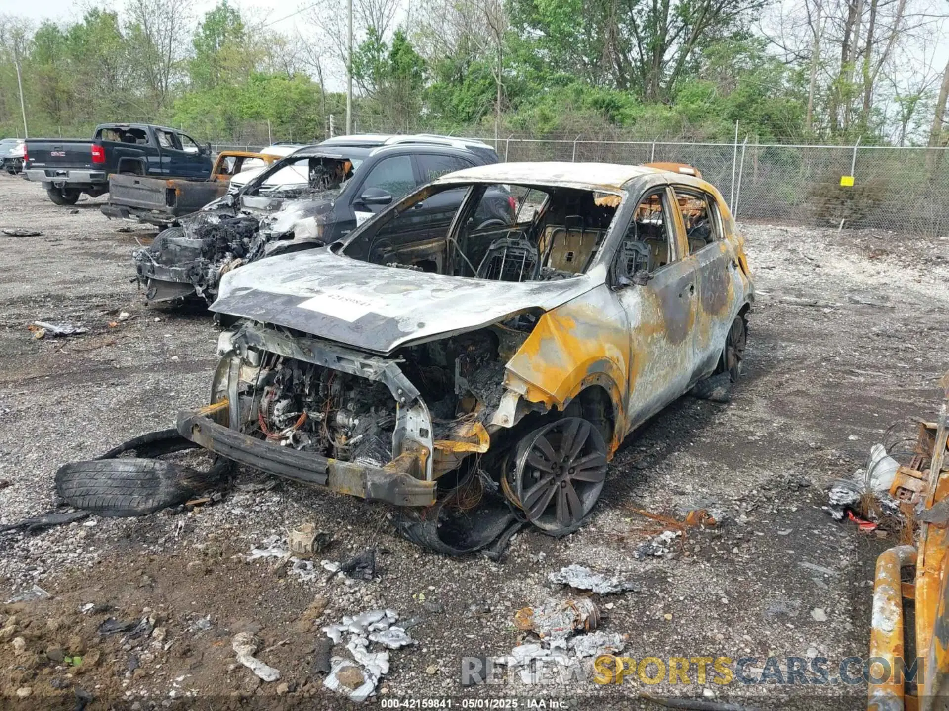2 Photograph of a damaged car KNDPMCAC6K7516967 KIA SPORTAGE 2019