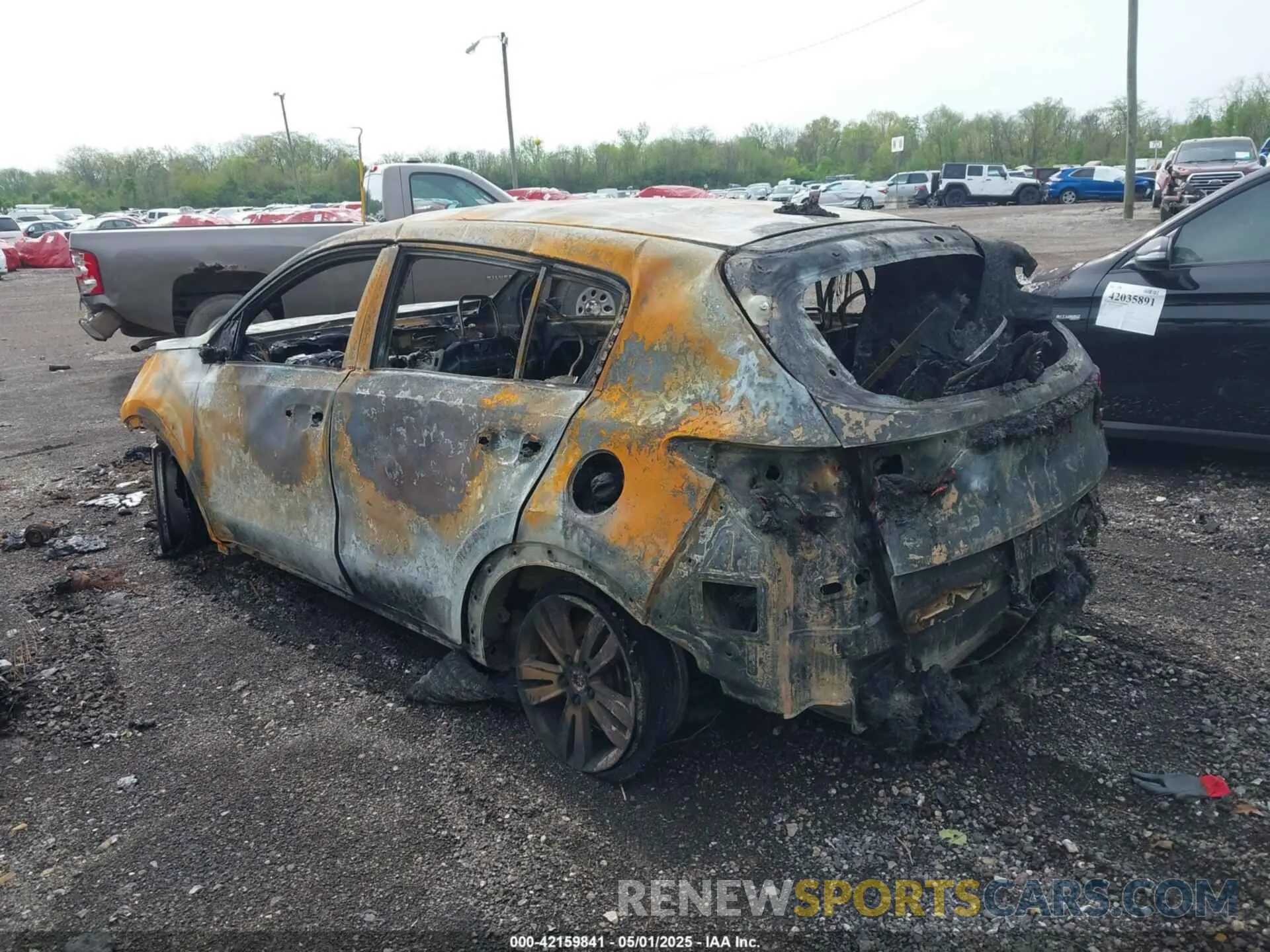3 Photograph of a damaged car KNDPMCAC6K7516967 KIA SPORTAGE 2019