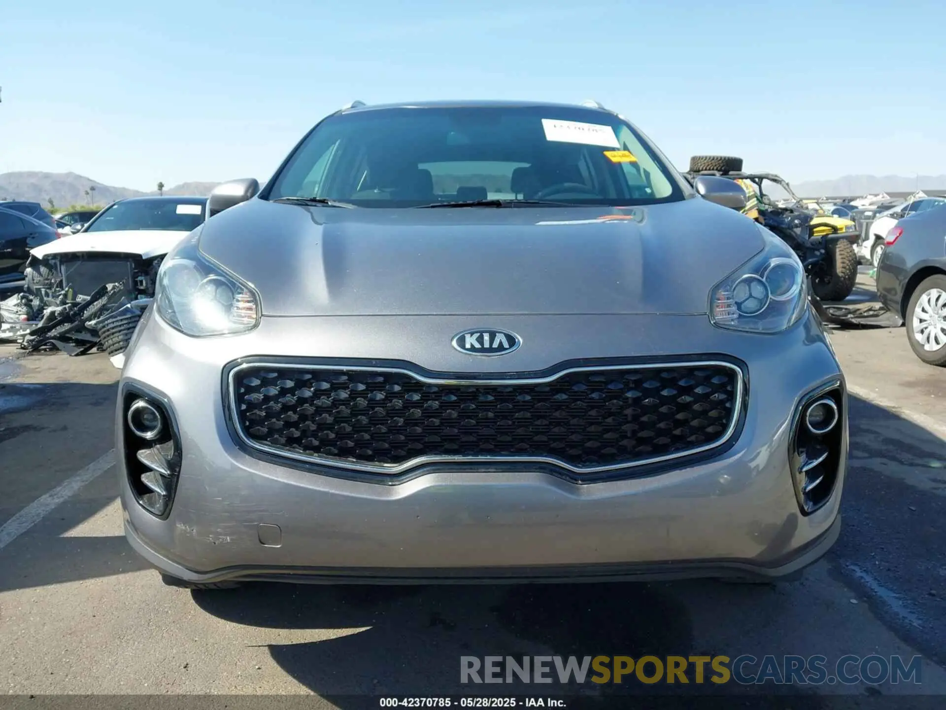 12 Photograph of a damaged car KNDPMCAC6K7528696 KIA SPORTAGE 2019