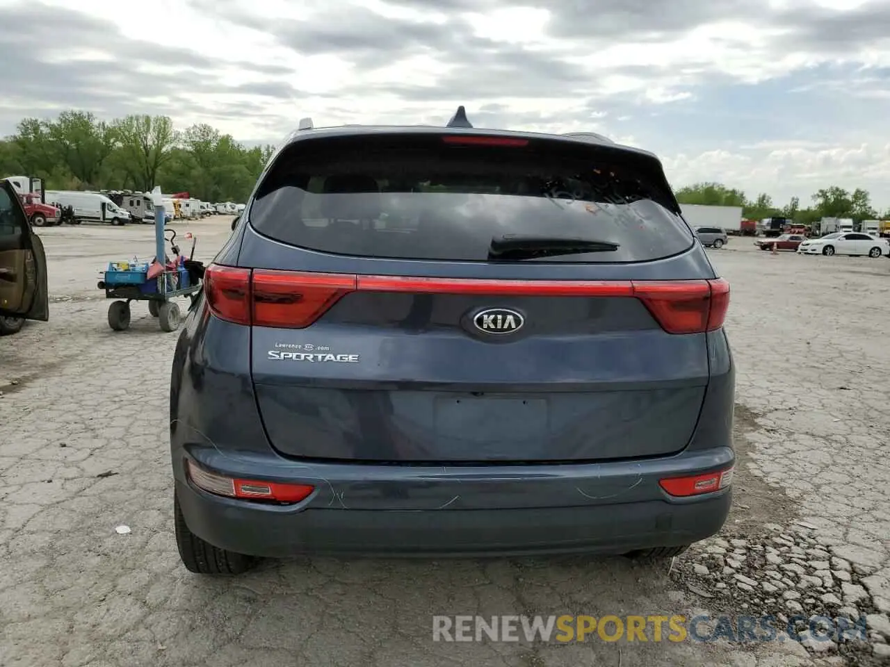 6 Photograph of a damaged car KNDPMCAC6K7549399 KIA SPORTAGE 2019