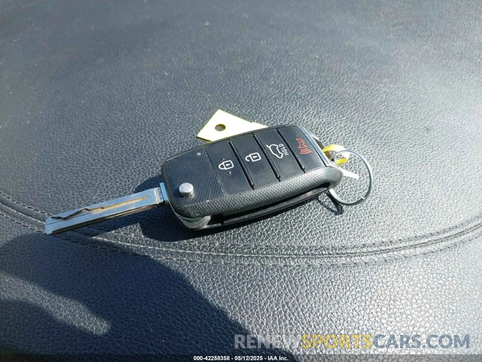 11 Photograph of a damaged car KNDPMCAC6K7551931 KIA SPORTAGE 2019