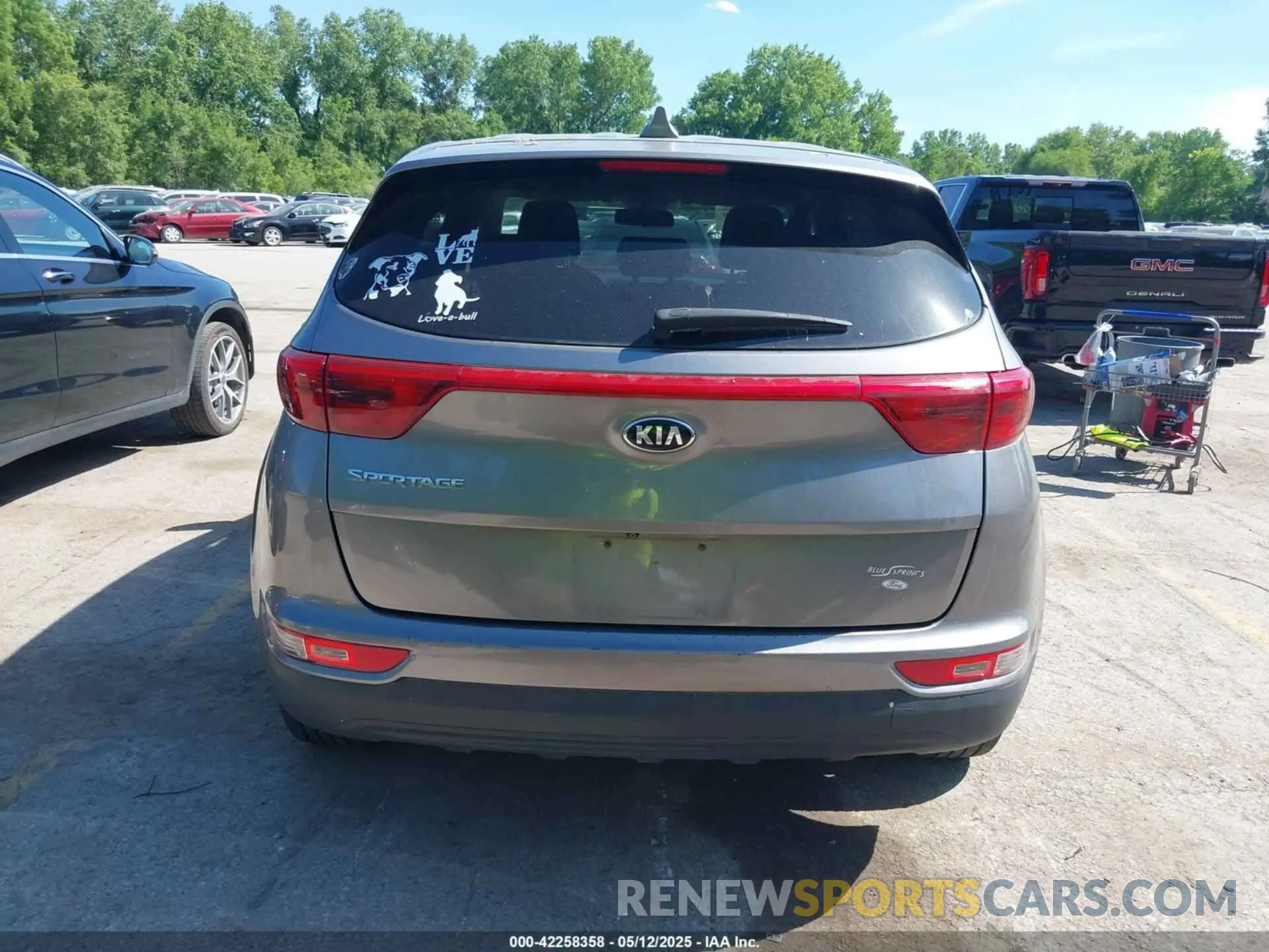 16 Photograph of a damaged car KNDPMCAC6K7551931 KIA SPORTAGE 2019