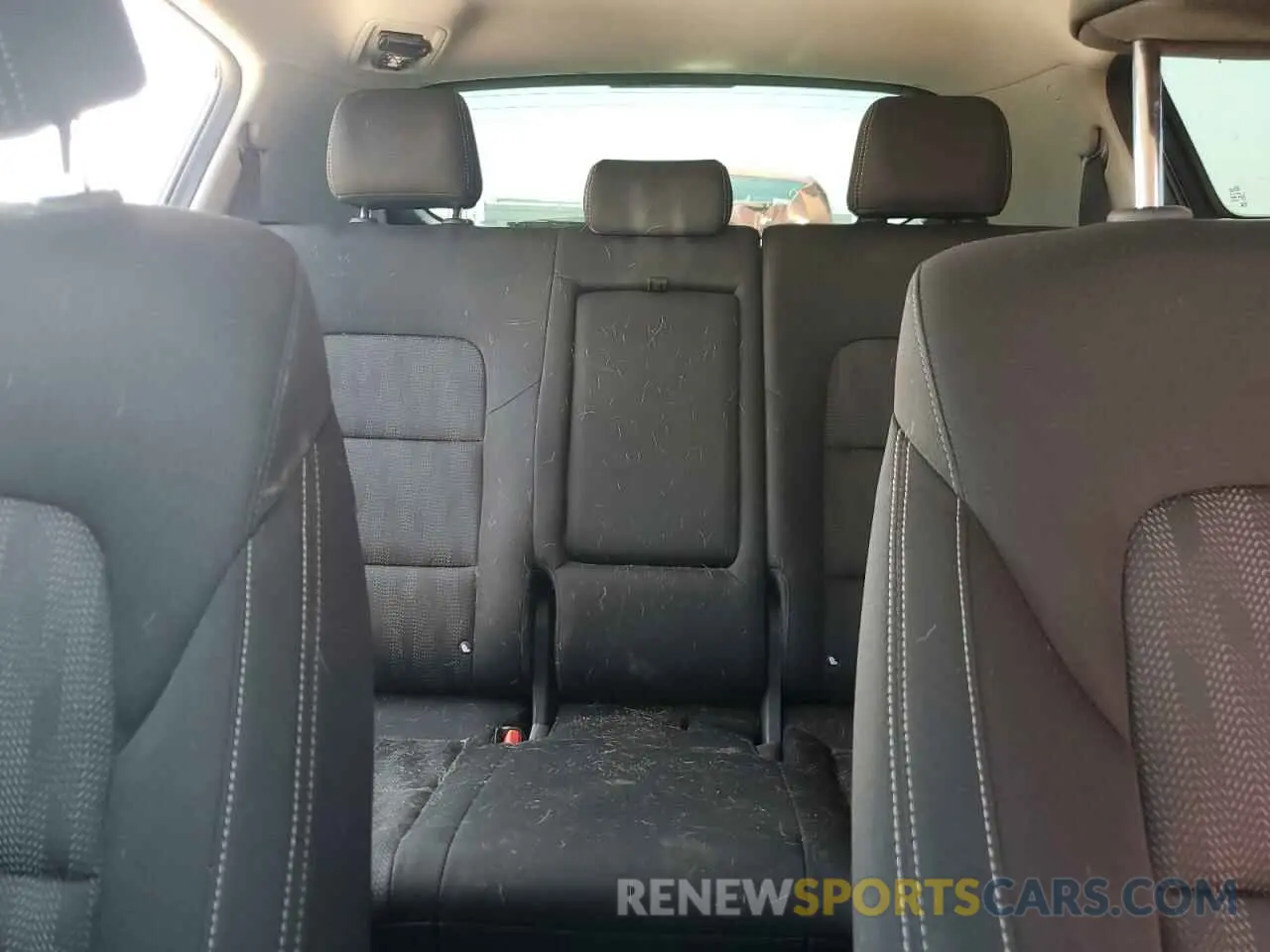 10 Photograph of a damaged car KNDPMCAC6K7574545 KIA SPORTAGE 2019