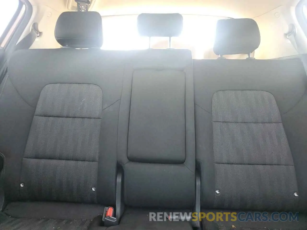 10 Photograph of a damaged car KNDPMCAC6K7575226 KIA SPORTAGE 2019