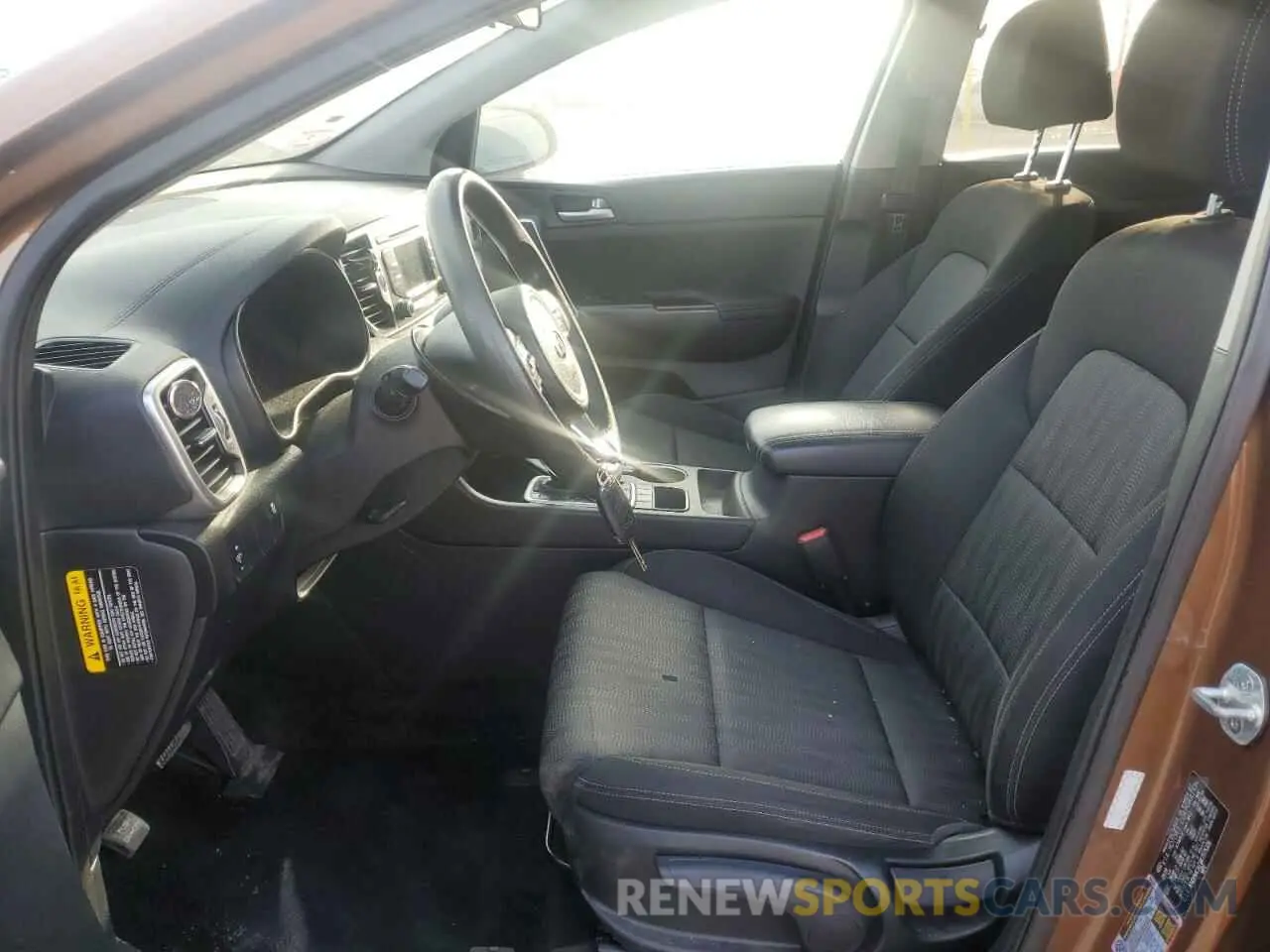 7 Photograph of a damaged car KNDPMCAC6K7575226 KIA SPORTAGE 2019