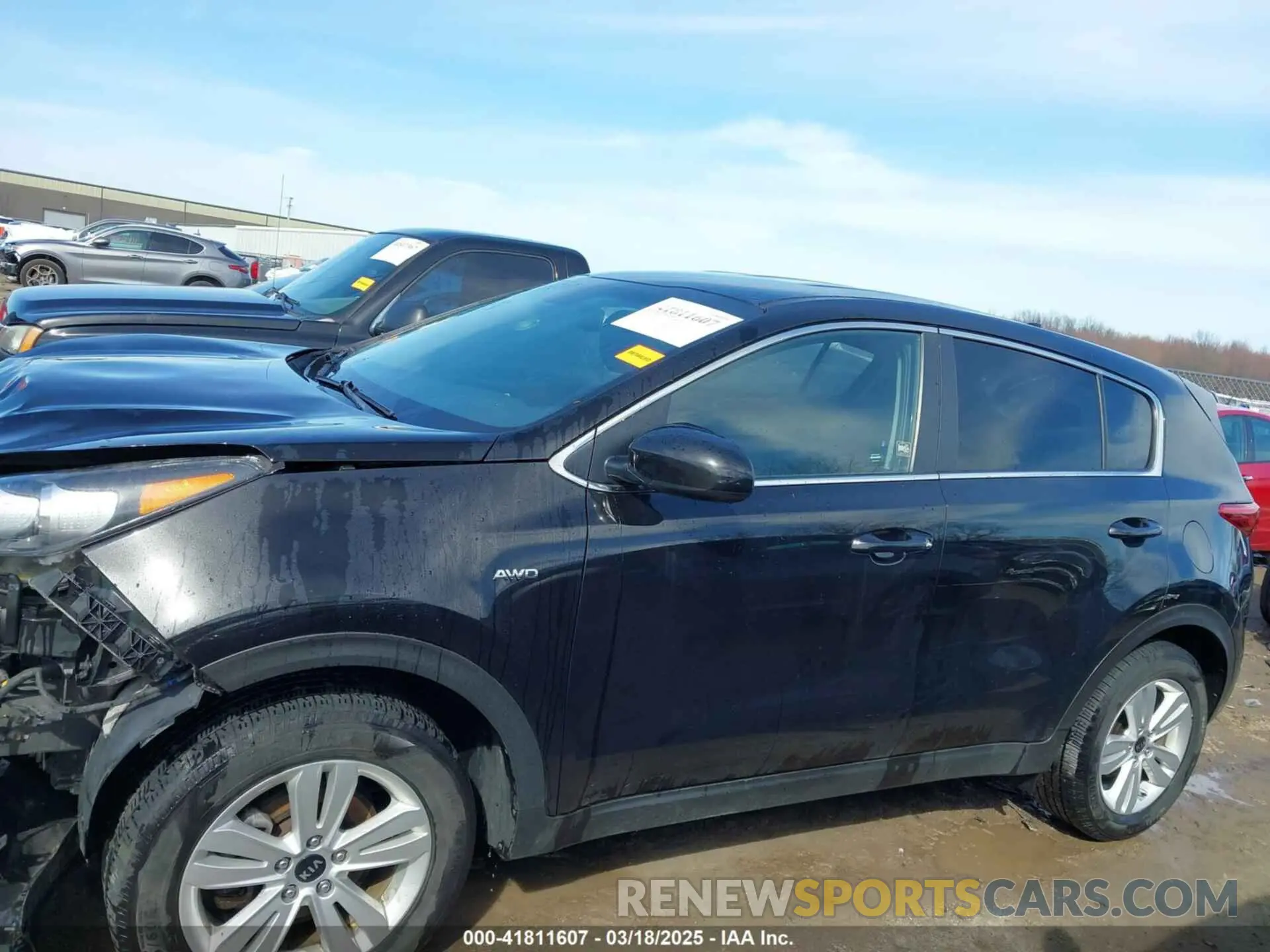14 Photograph of a damaged car KNDPMCAC6K7616101 KIA SPORTAGE 2019