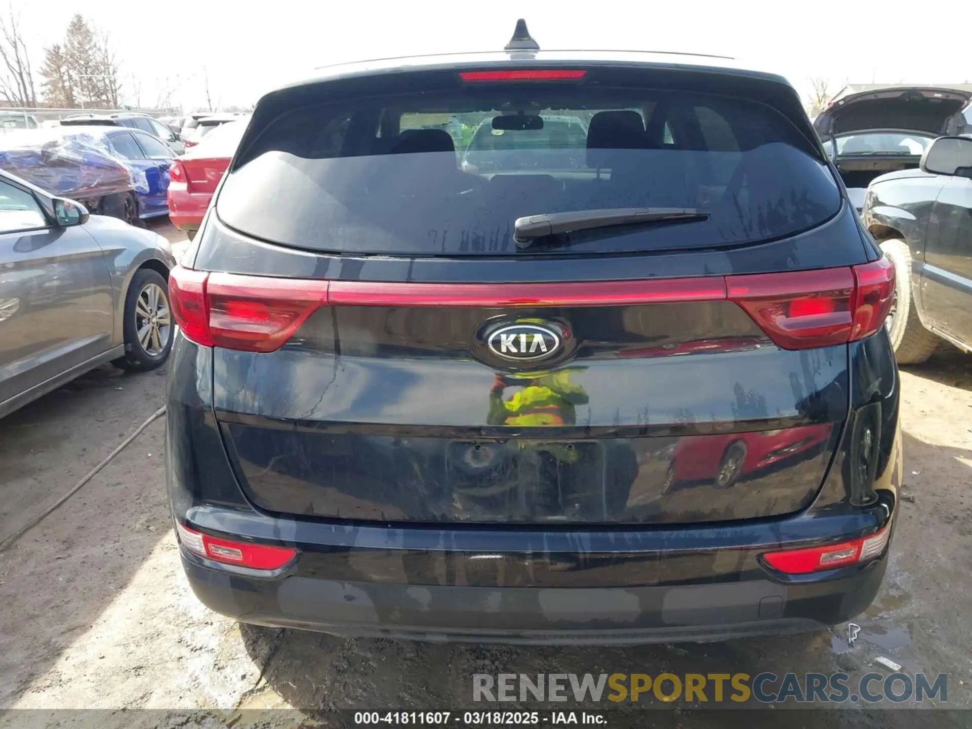 16 Photograph of a damaged car KNDPMCAC6K7616101 KIA SPORTAGE 2019