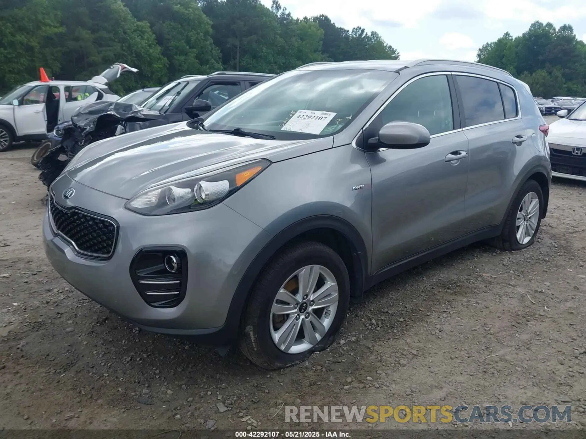 2 Photograph of a damaged car KNDPMCAC7K7566938 KIA SPORTAGE 2019