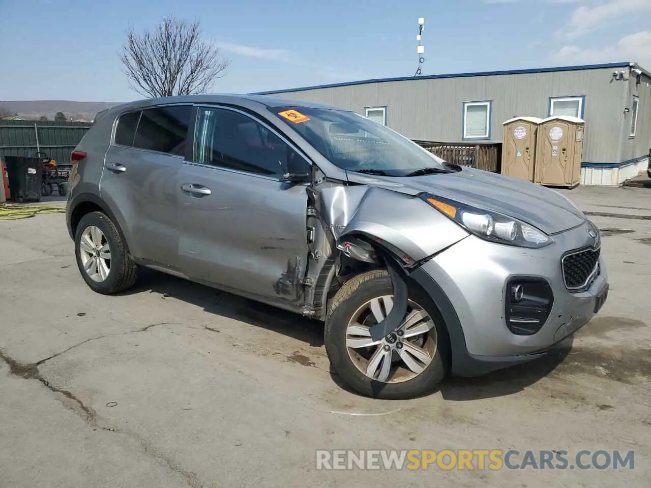 4 Photograph of a damaged car KNDPMCAC7K7608556 KIA SPORTAGE 2019
