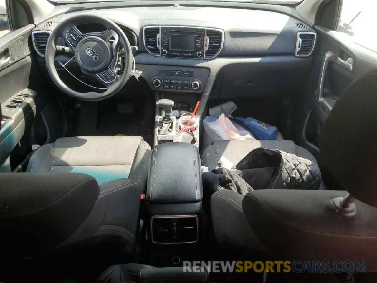 8 Photograph of a damaged car KNDPMCAC7K7608556 KIA SPORTAGE 2019