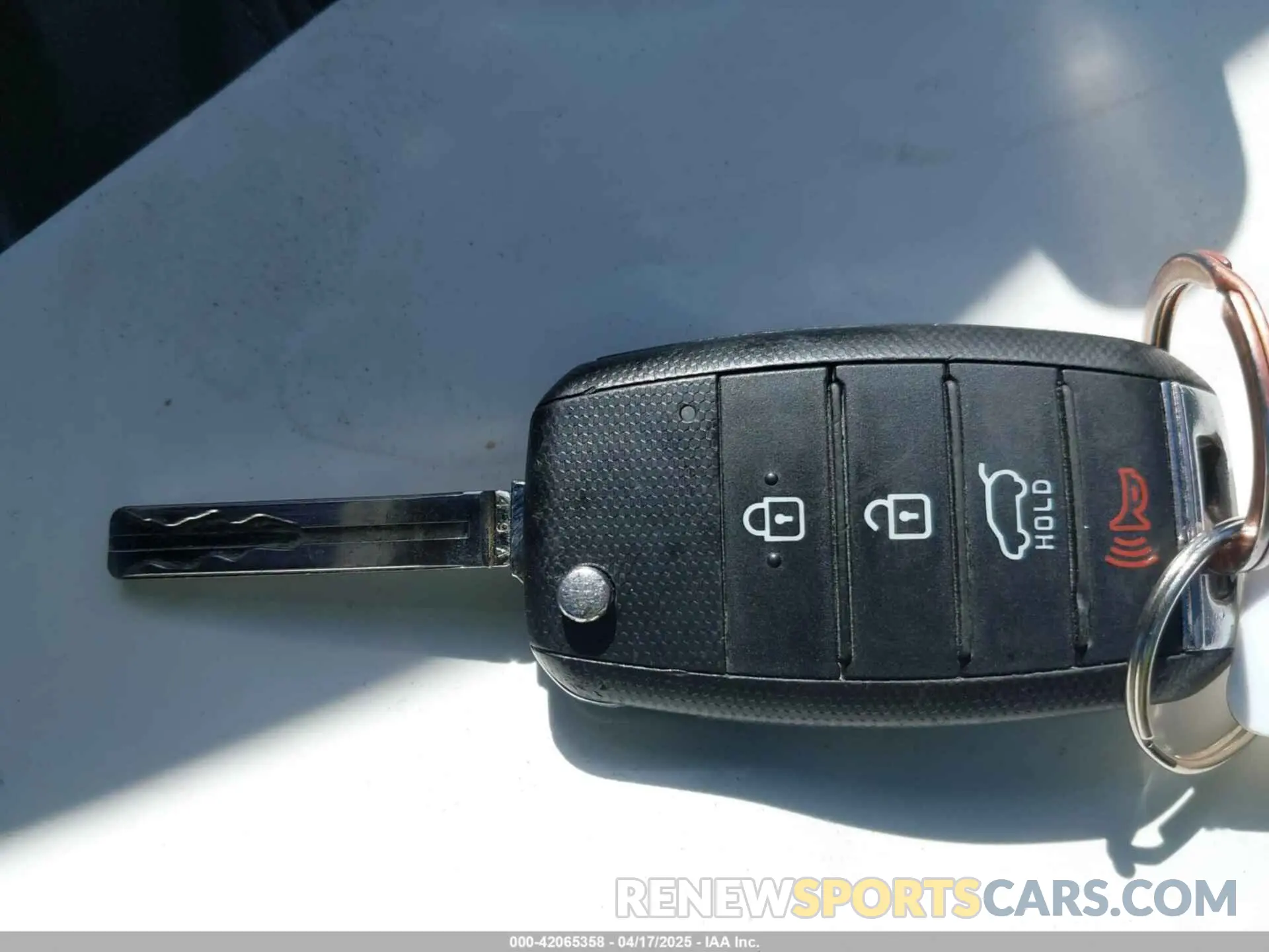 11 Photograph of a damaged car KNDPMCAC8K7534967 KIA SPORTAGE 2019