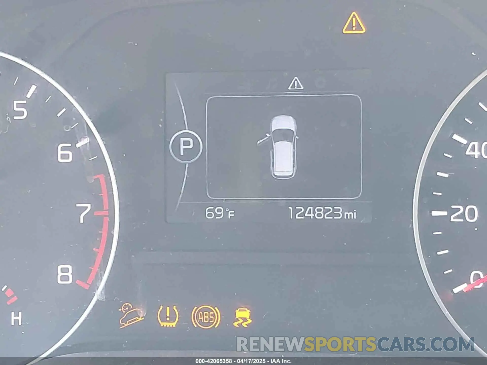 16 Photograph of a damaged car KNDPMCAC8K7534967 KIA SPORTAGE 2019