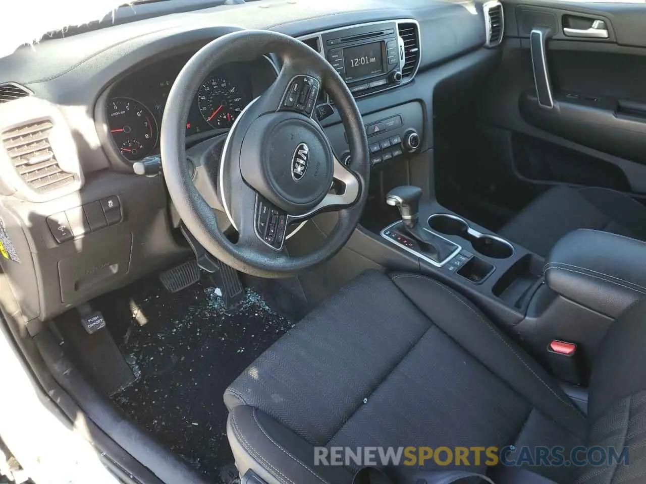 8 Photograph of a damaged car KNDPMCAC8K7551008 KIA SPORTAGE 2019