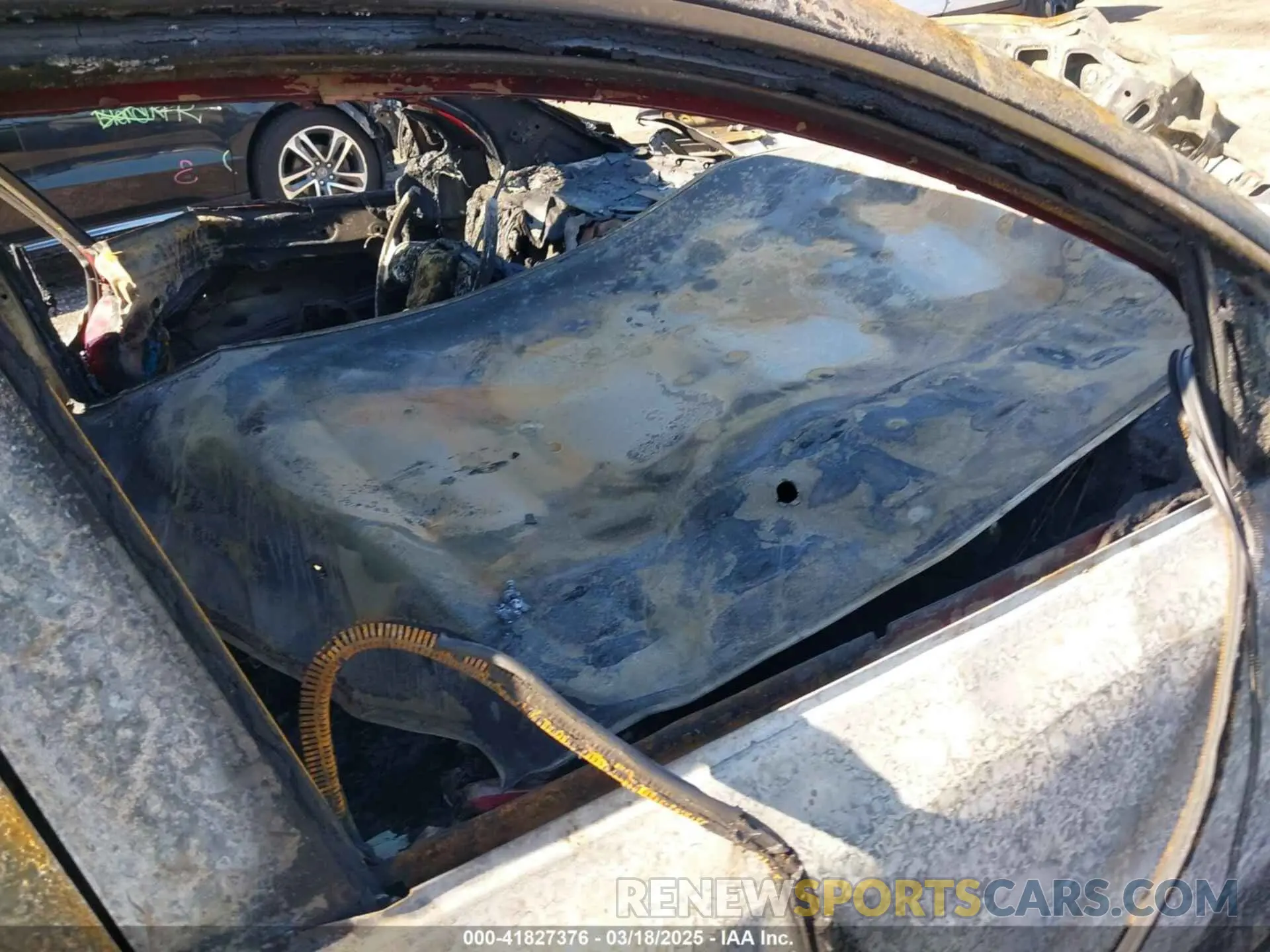 5 Photograph of a damaged car KNDPMCAC8K7605245 KIA SPORTAGE 2019