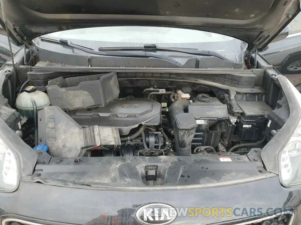 11 Photograph of a damaged car KNDPMCAC8K7616651 KIA SPORTAGE 2019