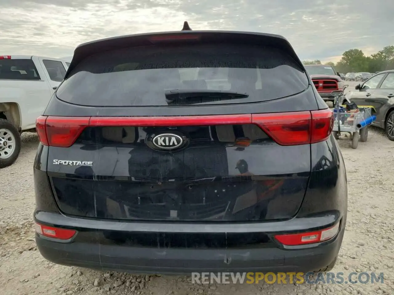 6 Photograph of a damaged car KNDPMCAC8K7616651 KIA SPORTAGE 2019