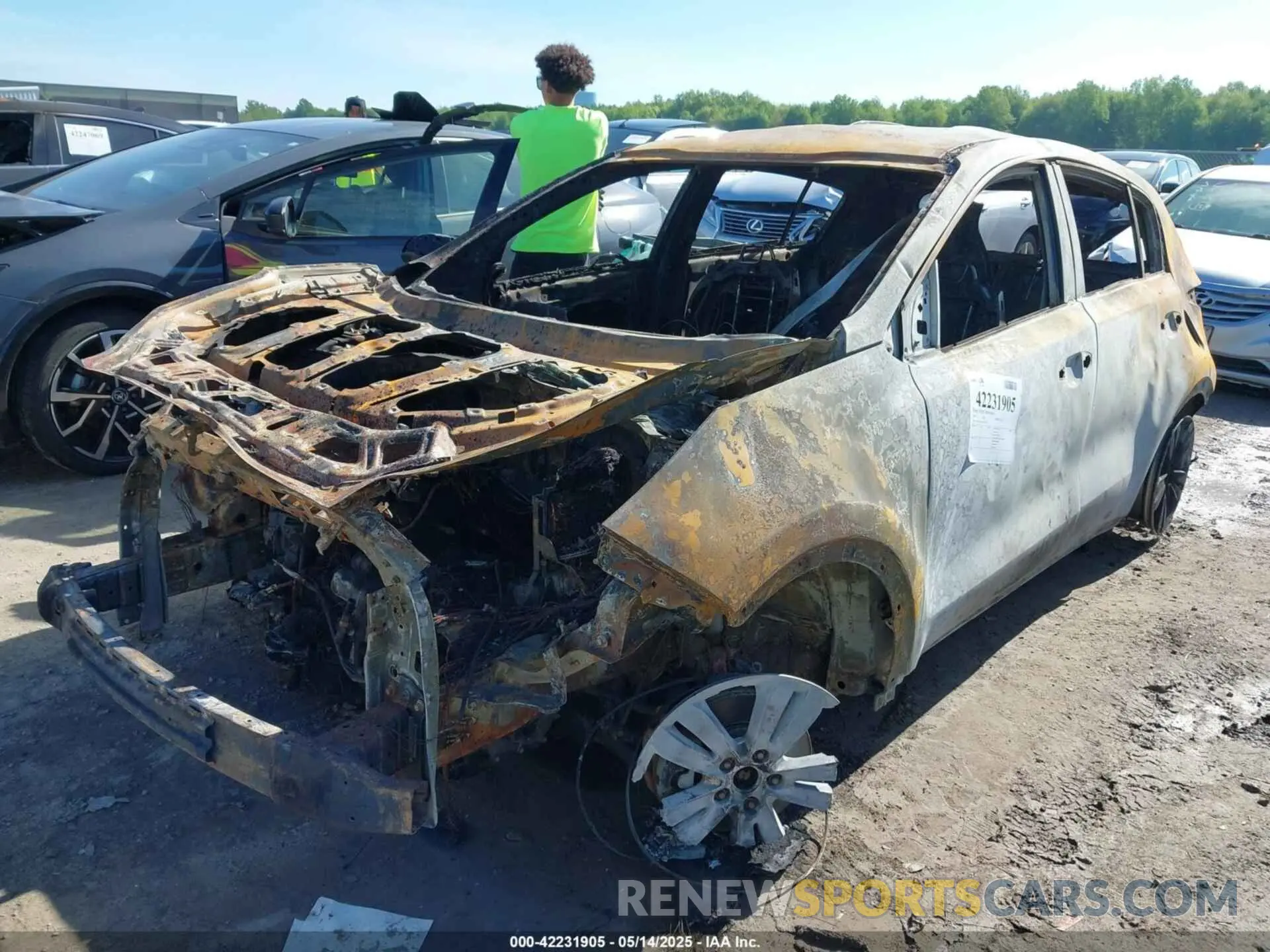 2 Photograph of a damaged car KNDPMCAC9K7507471 KIA SPORTAGE 2019