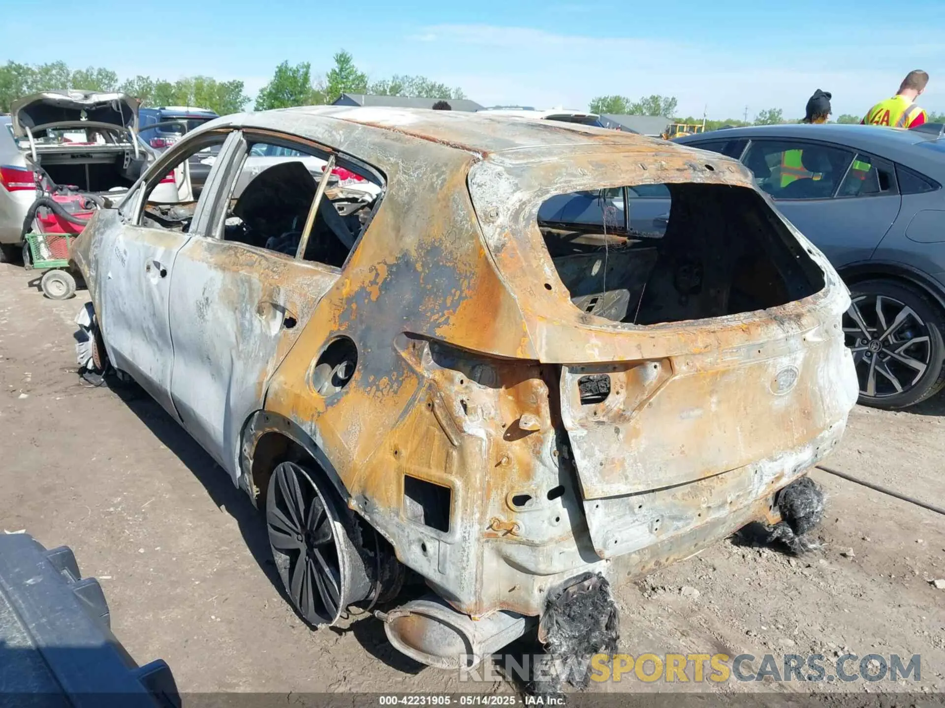 3 Photograph of a damaged car KNDPMCAC9K7507471 KIA SPORTAGE 2019