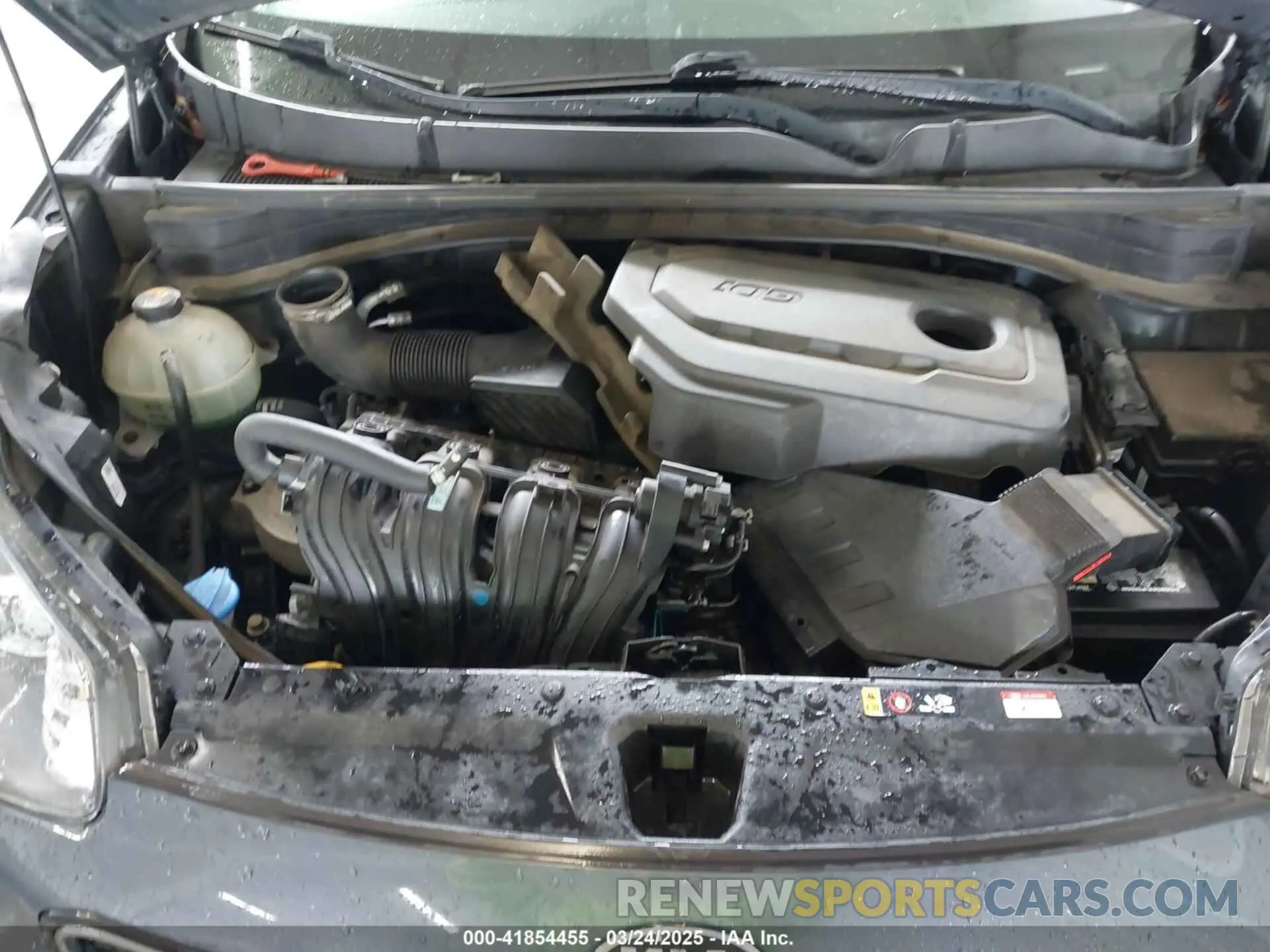 10 Photograph of a damaged car KNDPMCAC9K7611877 KIA SPORTAGE 2019