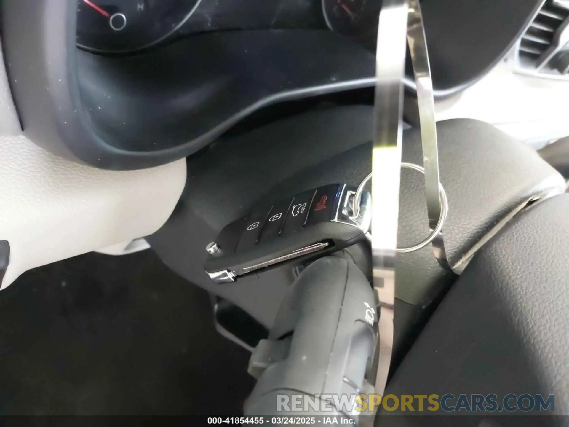 11 Photograph of a damaged car KNDPMCAC9K7611877 KIA SPORTAGE 2019