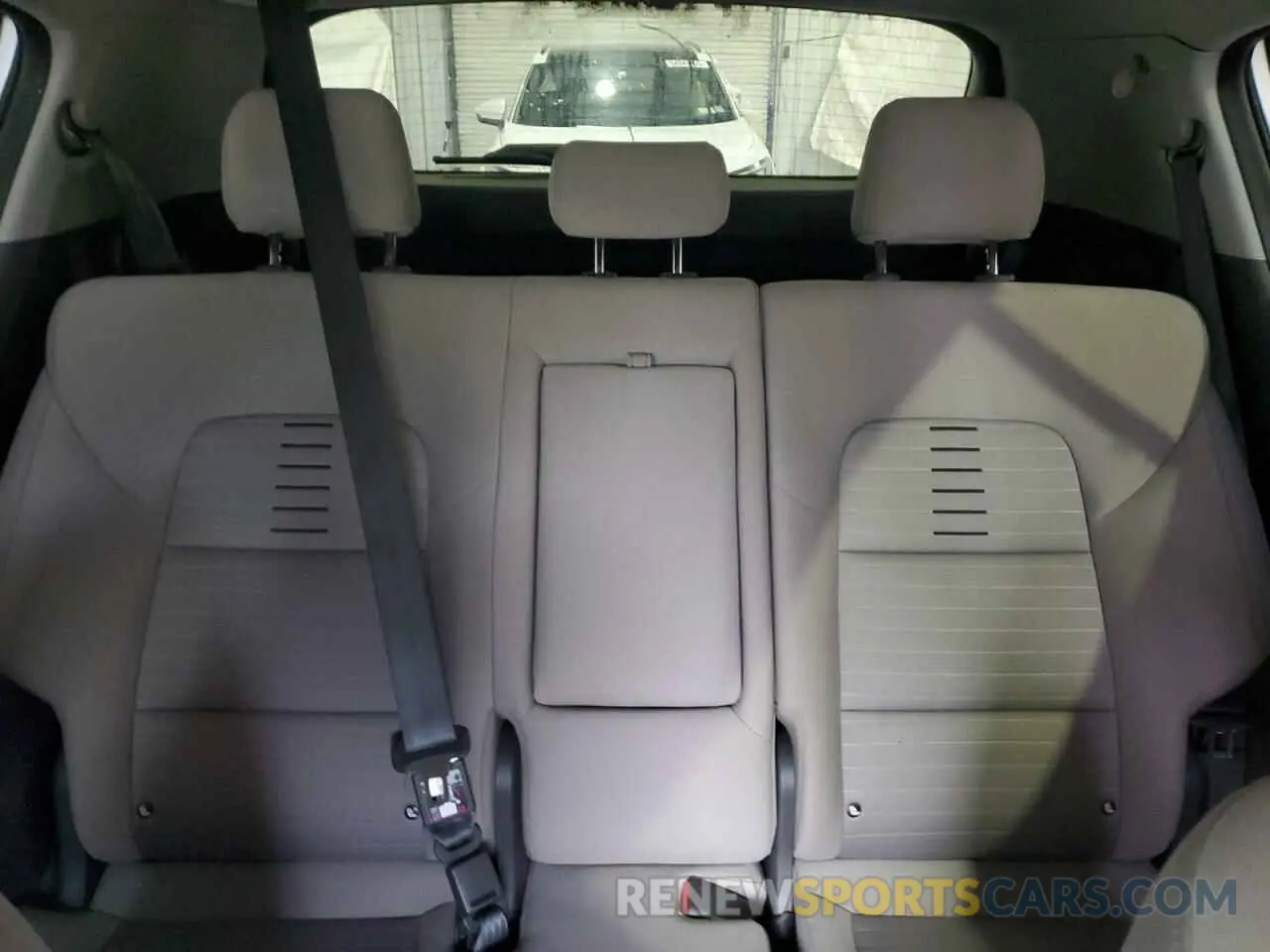 10 Photograph of a damaged car KNDPMCACXK7550989 KIA SPORTAGE 2019