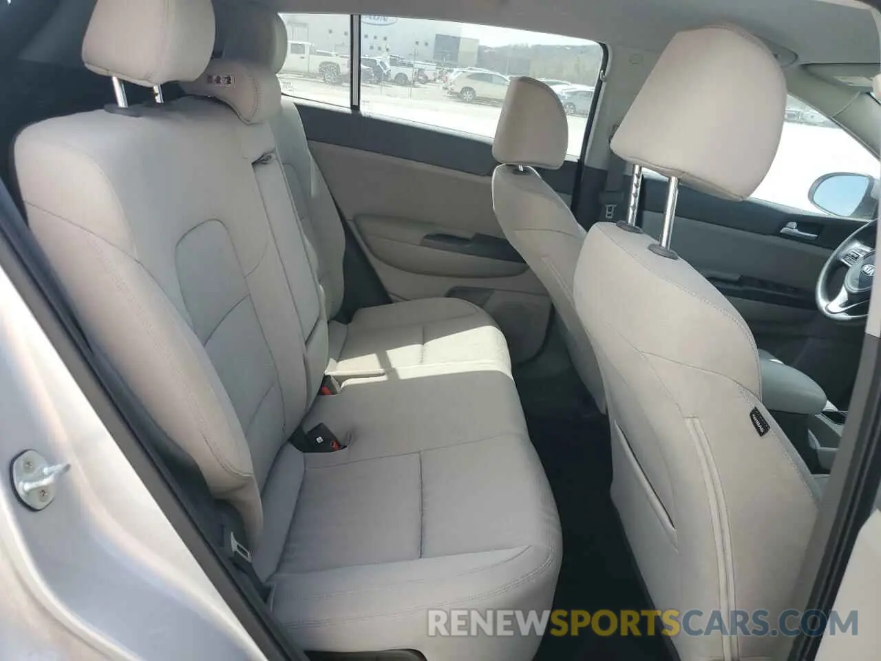 11 Photograph of a damaged car KNDPMCACXK7553701 KIA SPORTAGE 2019