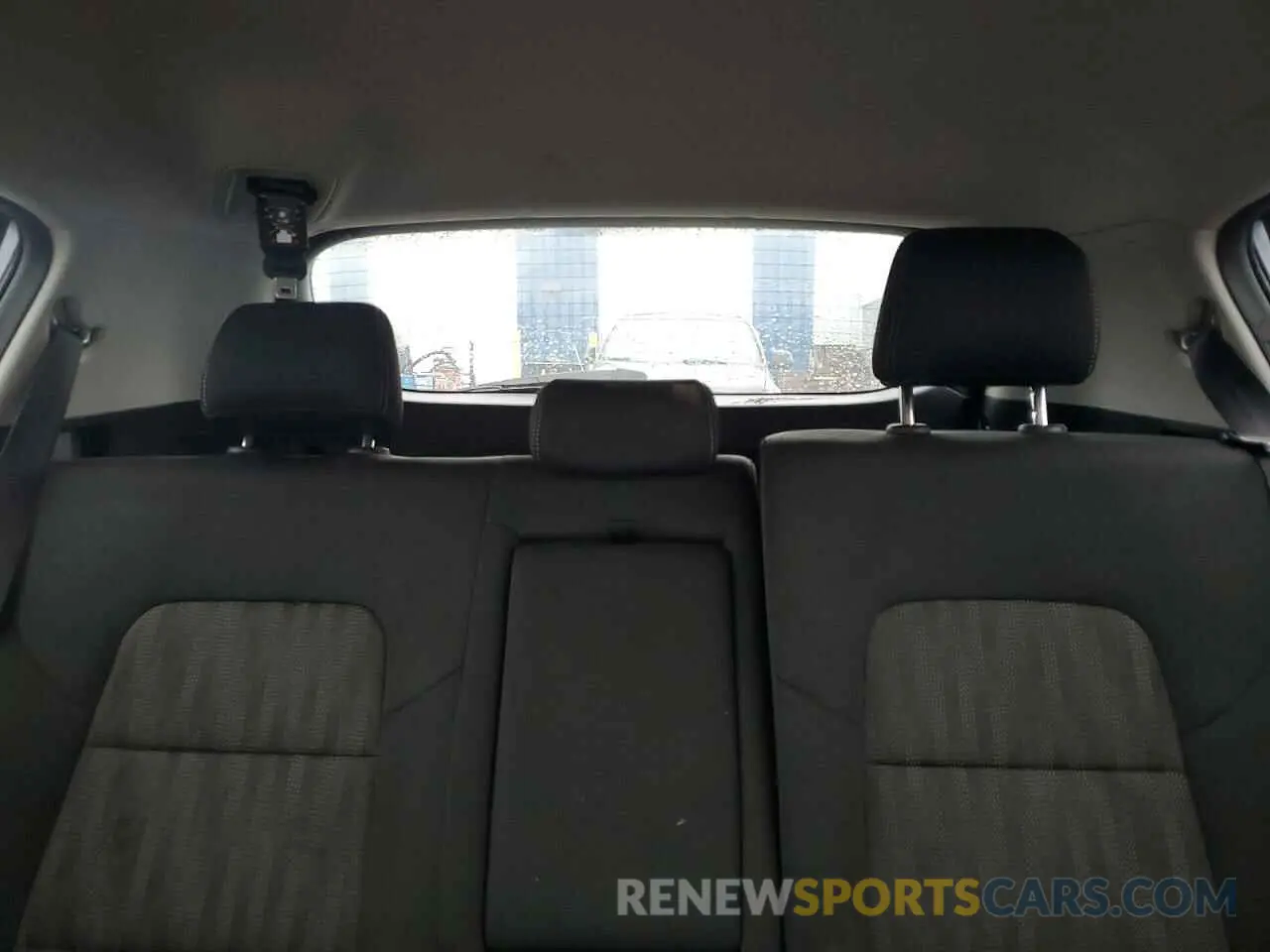 10 Photograph of a damaged car KNDPMCACXK7584690 KIA SPORTAGE 2019