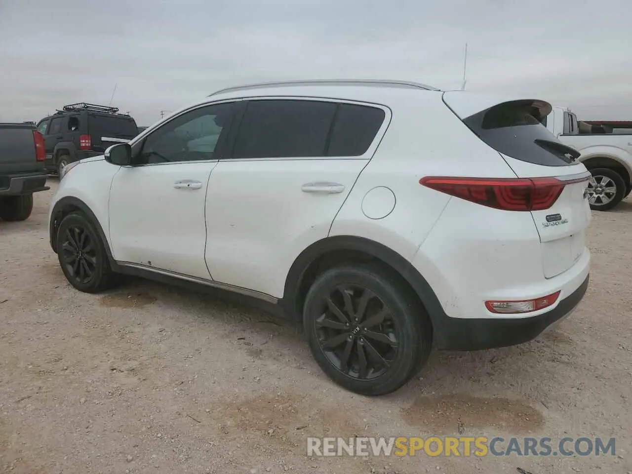2 Photograph of a damaged car KNDPN3AC0K7570116 KIA SPORTAGE 2019