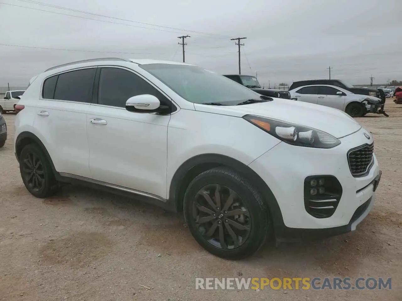 4 Photograph of a damaged car KNDPN3AC0K7570116 KIA SPORTAGE 2019