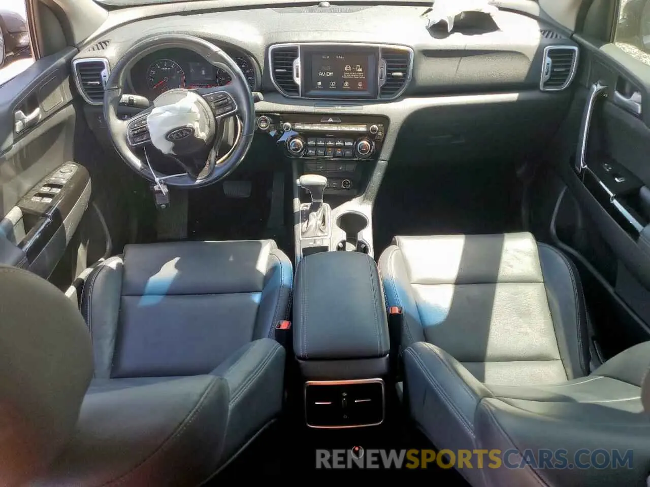 8 Photograph of a damaged car KNDPN3AC0K7601493 KIA SPORTAGE 2019