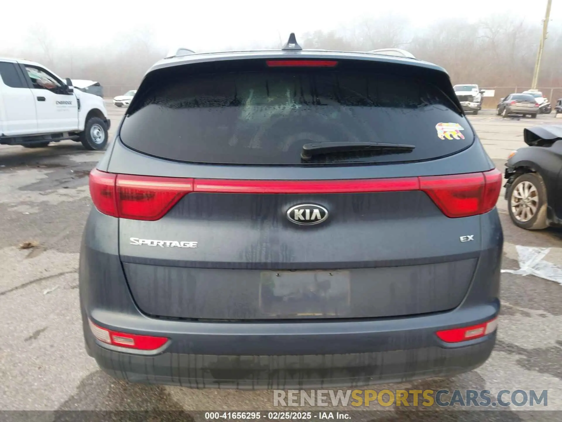 16 Photograph of a damaged car KNDPN3AC1K7588673 KIA SPORTAGE 2019