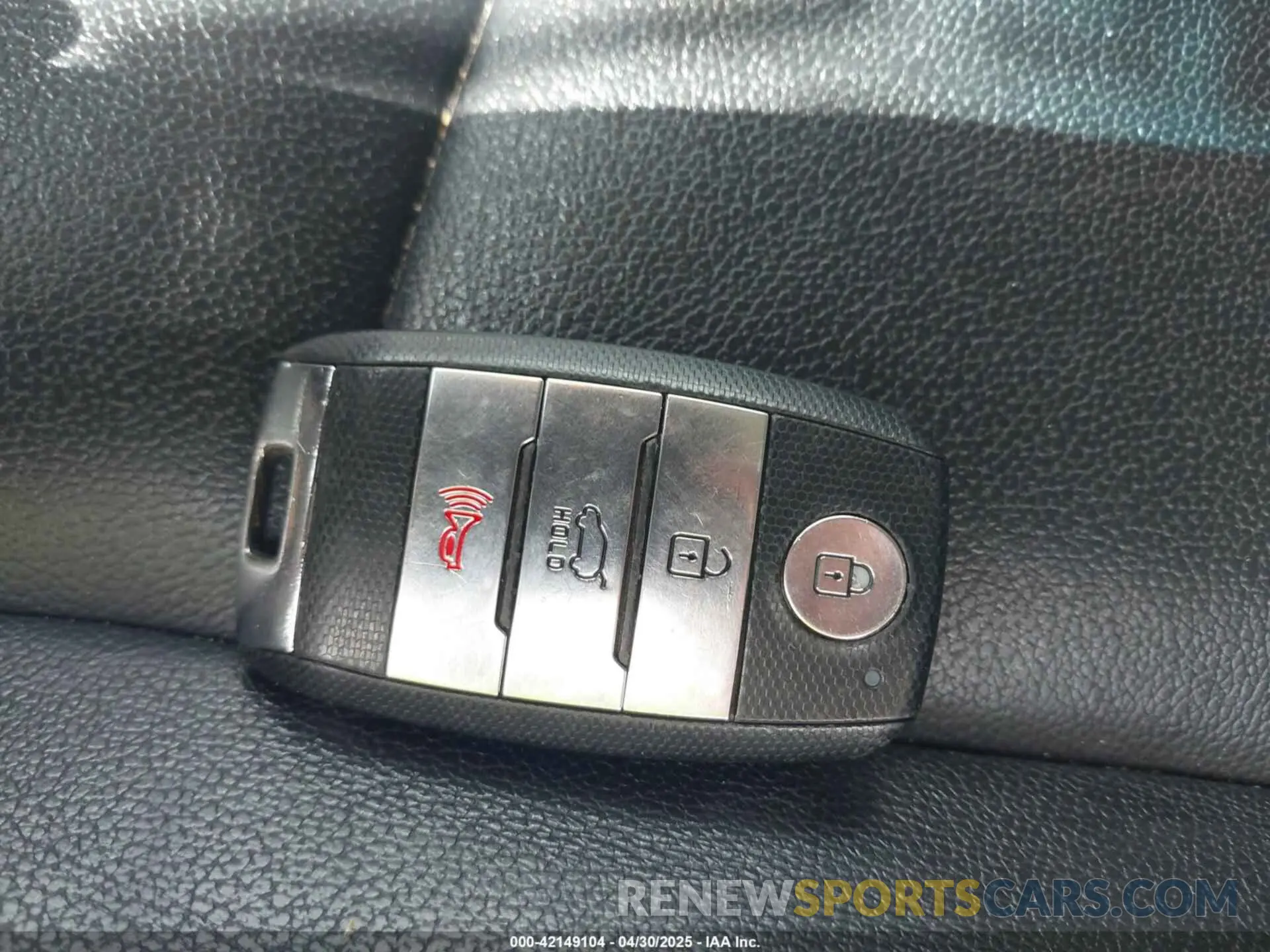 11 Photograph of a damaged car KNDPN3AC2K7577536 KIA SPORTAGE 2019
