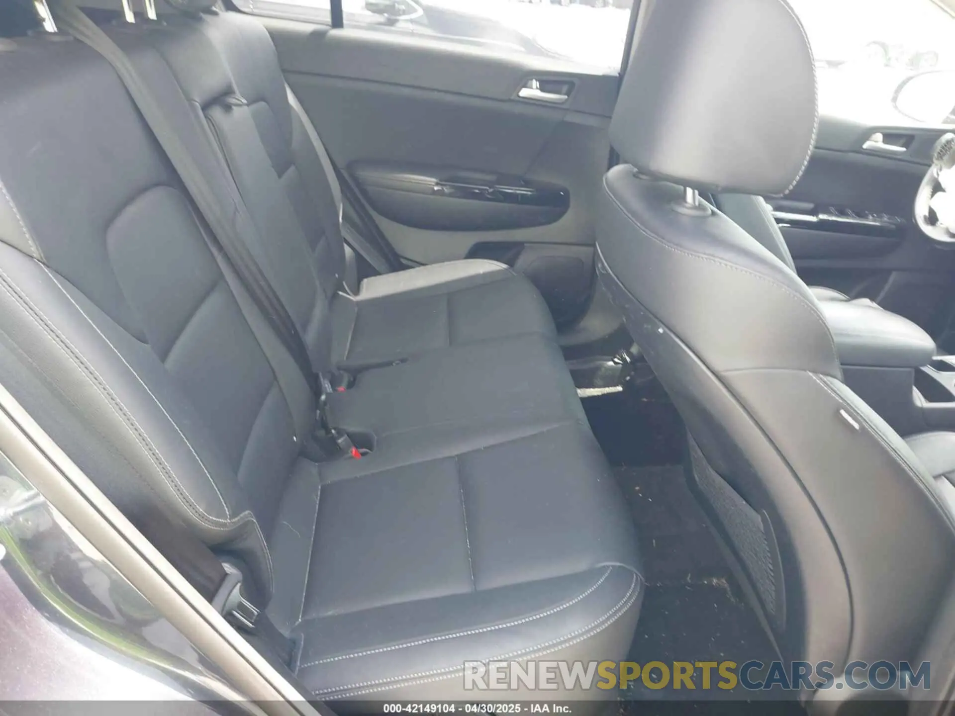 8 Photograph of a damaged car KNDPN3AC2K7577536 KIA SPORTAGE 2019