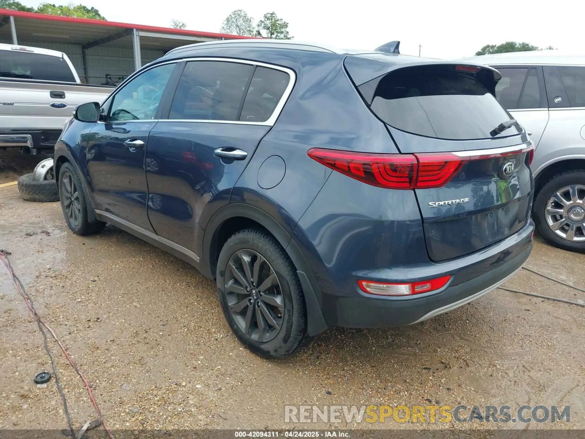 3 Photograph of a damaged car KNDPN3AC3K7569882 KIA SPORTAGE 2019