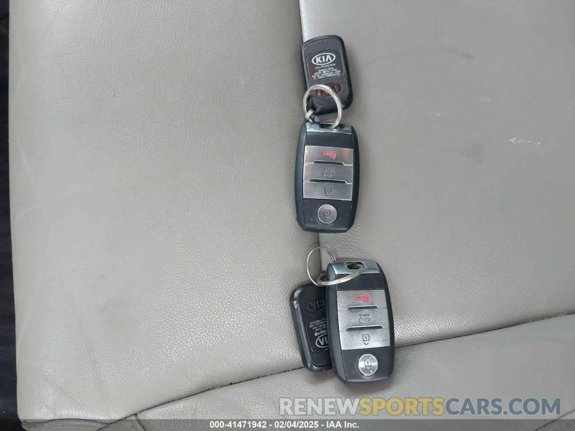 11 Photograph of a damaged car KNDPN3AC4K7536972 KIA SPORTAGE 2019