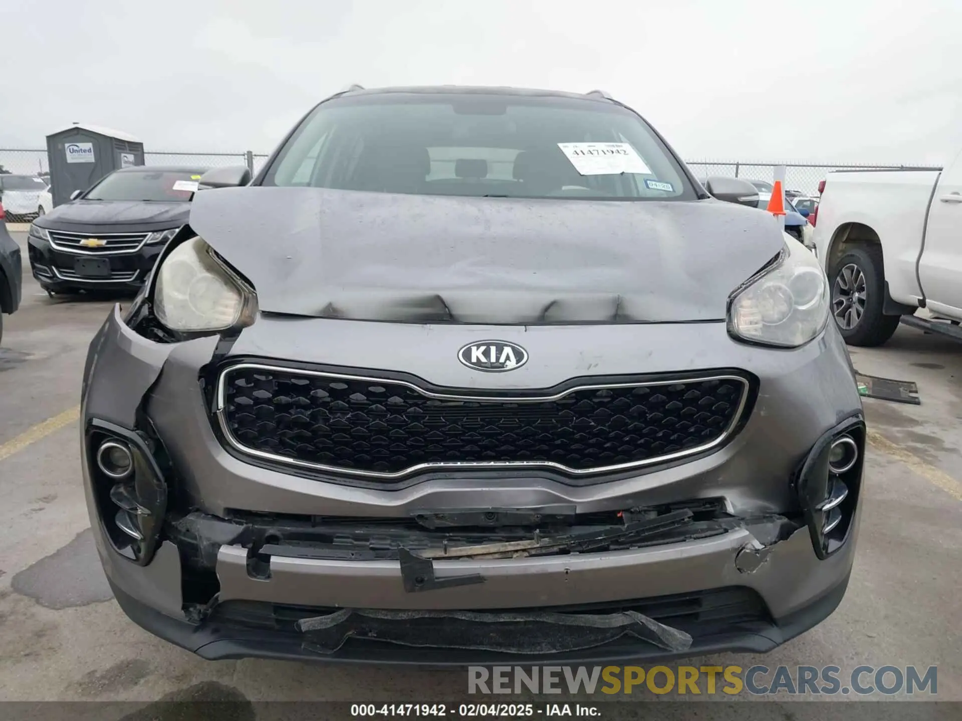 12 Photograph of a damaged car KNDPN3AC4K7536972 KIA SPORTAGE 2019