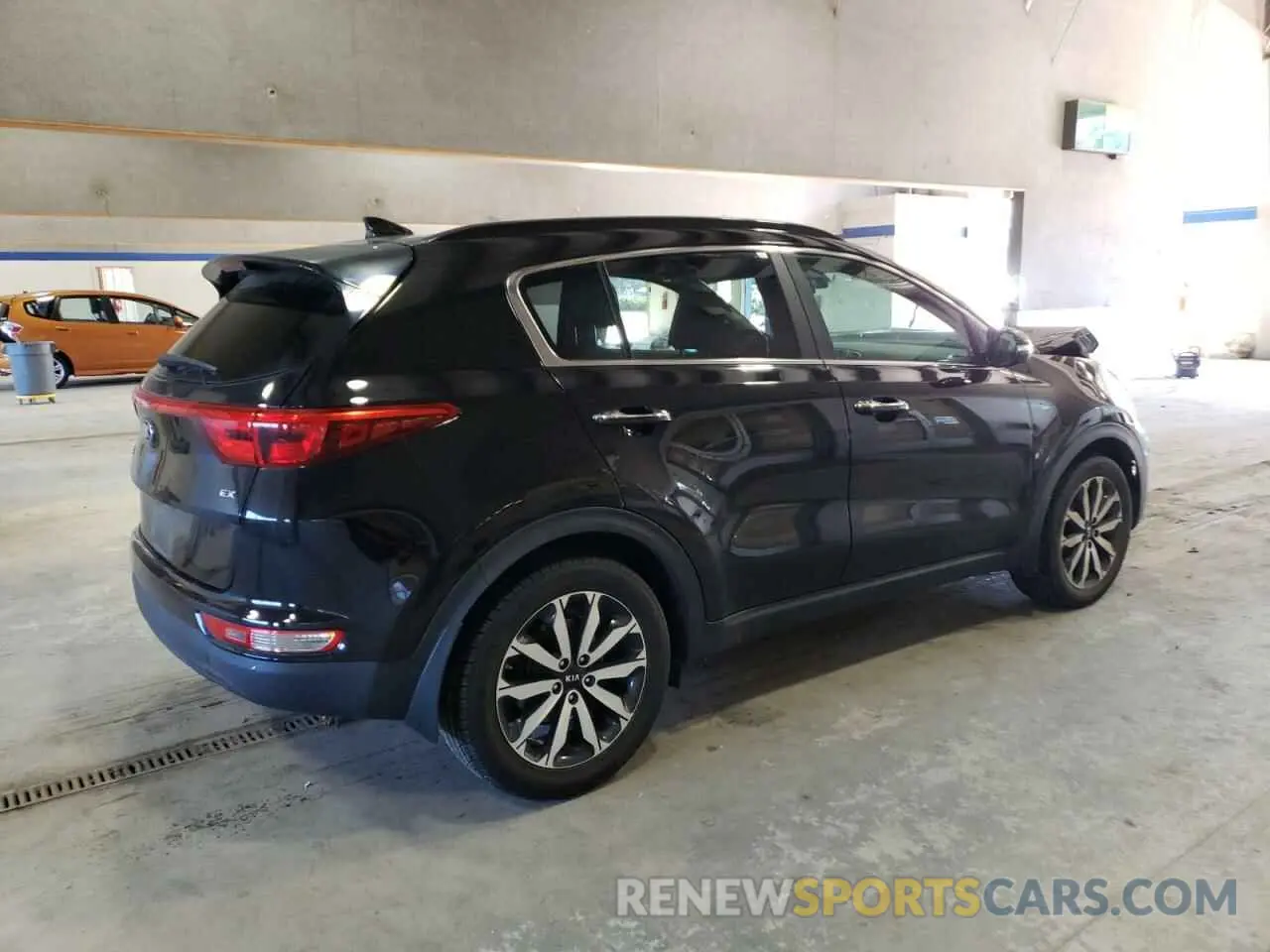 3 Photograph of a damaged car KNDPN3AC4K7589428 KIA SPORTAGE 2019