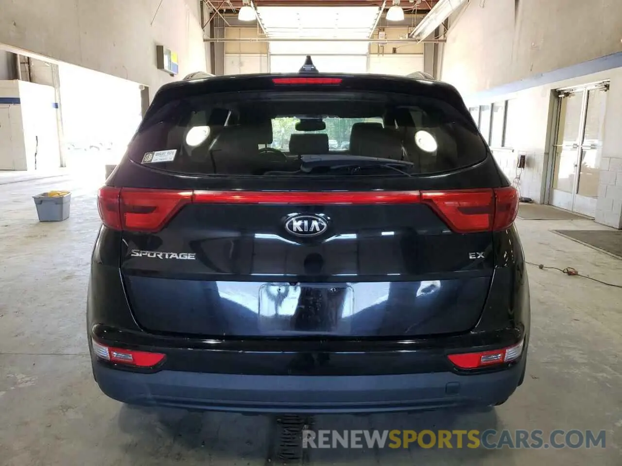 6 Photograph of a damaged car KNDPN3AC4K7589428 KIA SPORTAGE 2019