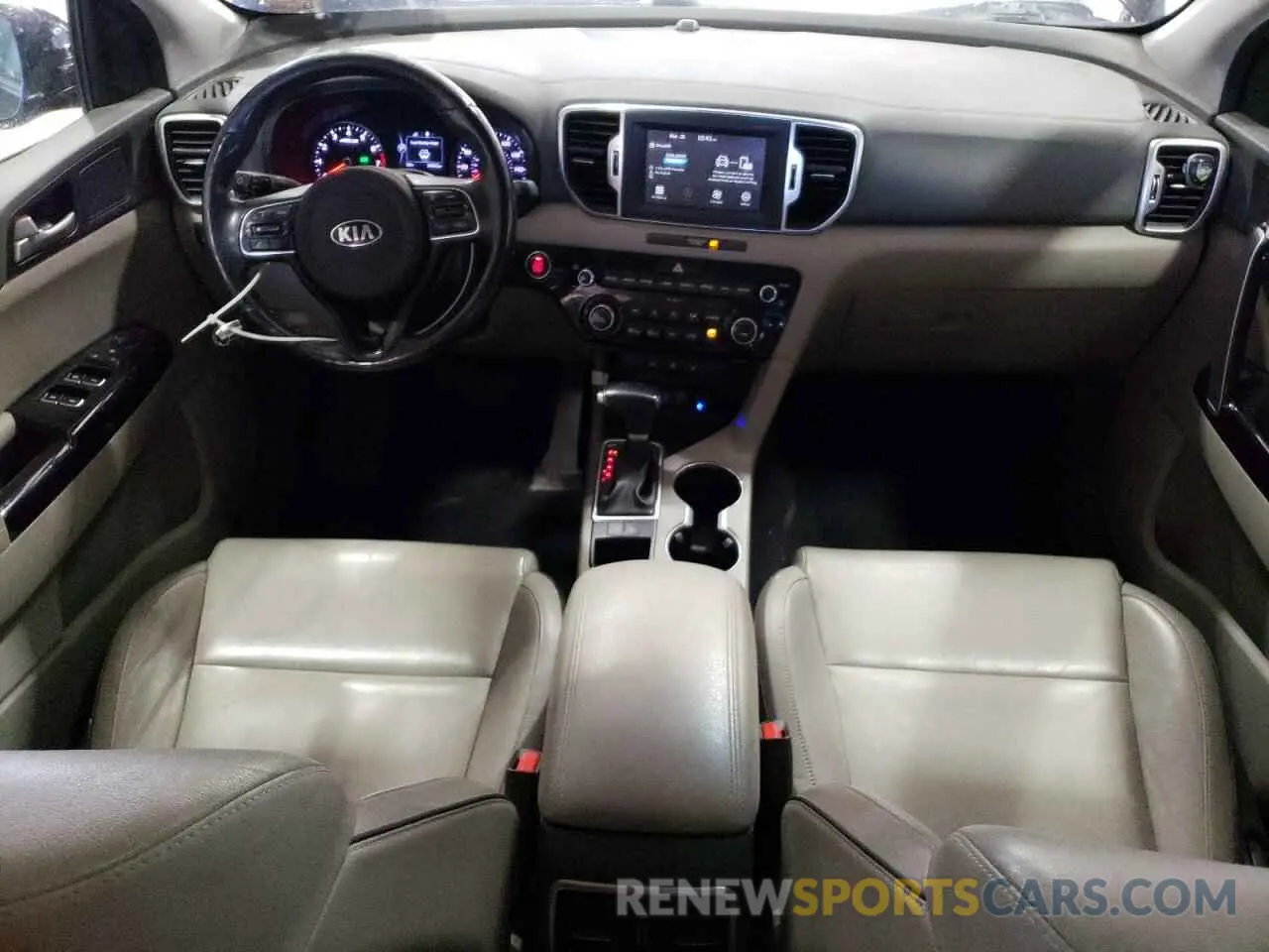 8 Photograph of a damaged car KNDPN3AC4K7589428 KIA SPORTAGE 2019