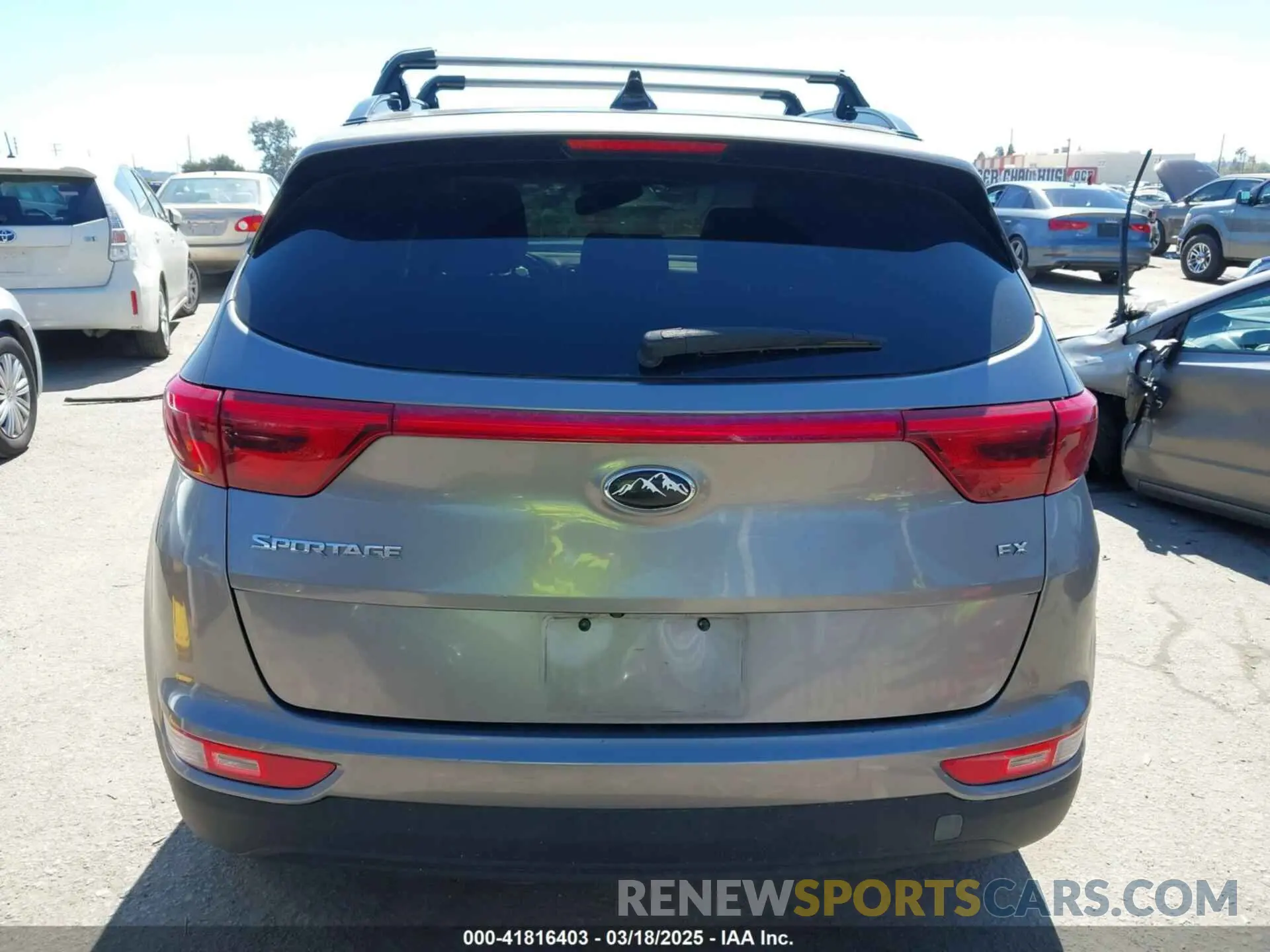 15 Photograph of a damaged car KNDPN3AC9K7560393 KIA SPORTAGE 2019
