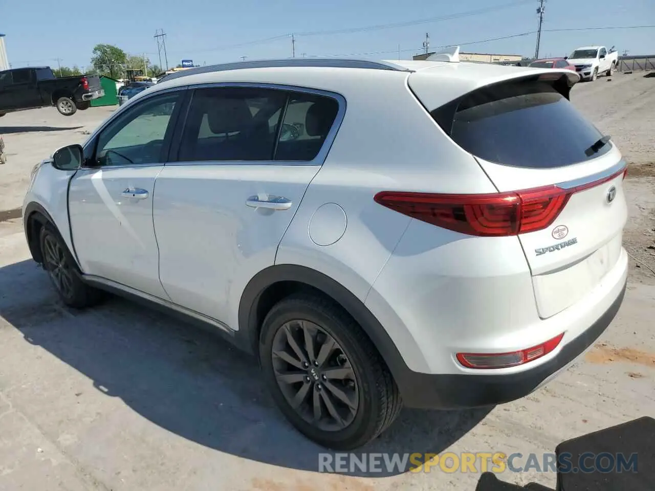2 Photograph of a damaged car KNDPN3AC9K7602206 KIA SPORTAGE 2019