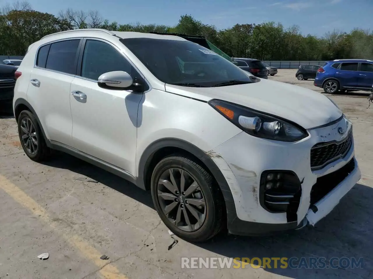 4 Photograph of a damaged car KNDPN3AC9K7602206 KIA SPORTAGE 2019