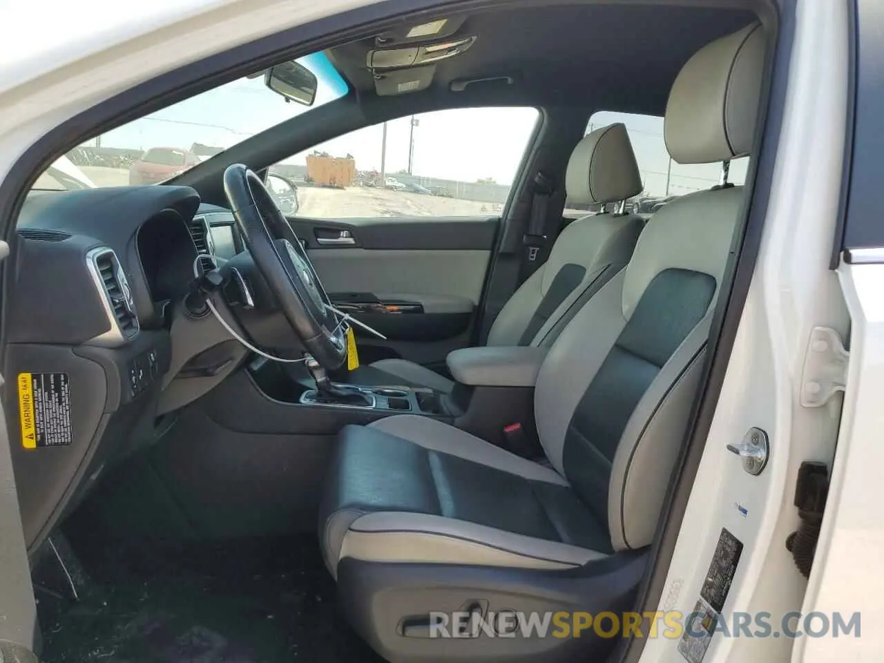 7 Photograph of a damaged car KNDPN3AC9K7602206 KIA SPORTAGE 2019