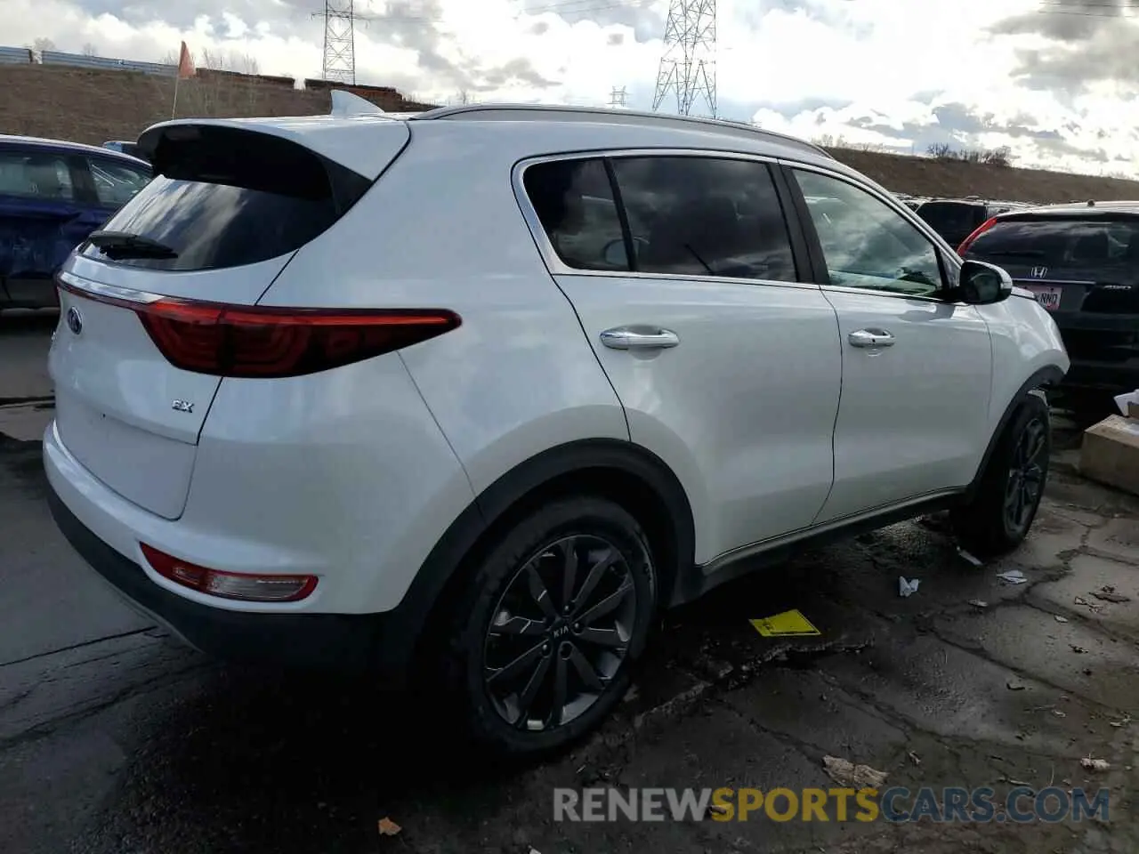 3 Photograph of a damaged car KNDPN3AC9K7618373 KIA SPORTAGE 2019