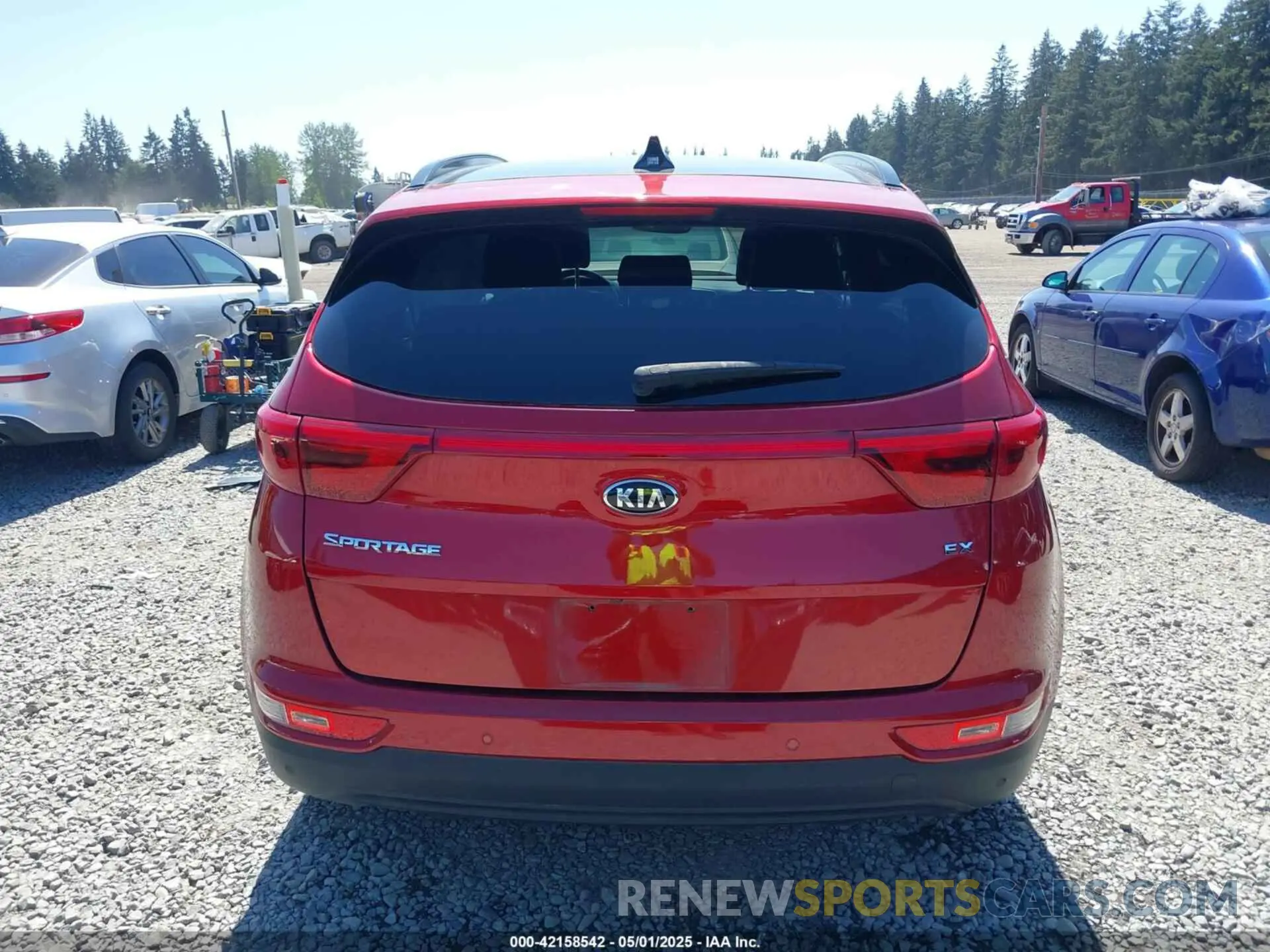 16 Photograph of a damaged car KNDPNCAC1K7544253 KIA SPORTAGE 2019