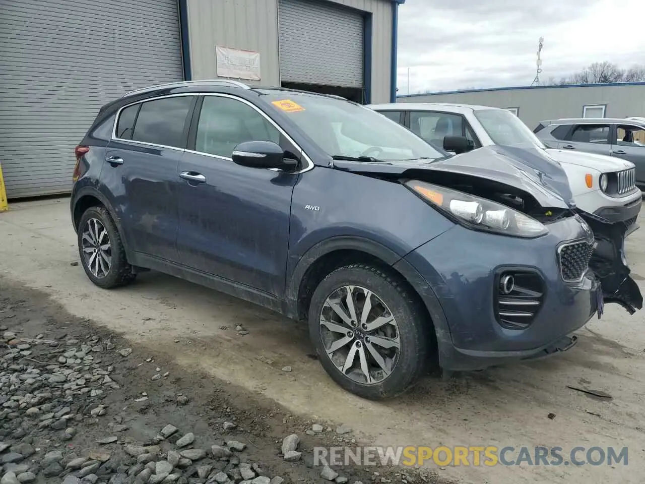 4 Photograph of a damaged car KNDPNCAC4K7499762 KIA SPORTAGE 2019